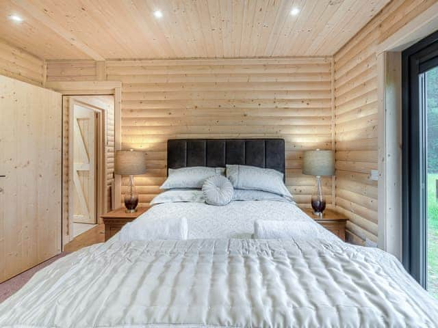 Double bedroom | Alpaca Lodge, Grantham