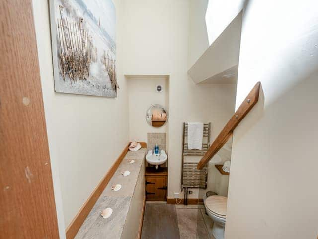 Bathroom | Ellen Cottage, Fulbrook, near Chipping Norton