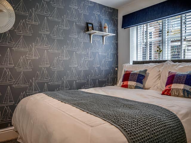 Double bedroom | Endeavour Cottage, Whitby