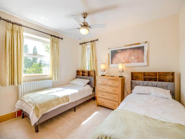 Twin bedroom | Welton House, Orby, near Skegness