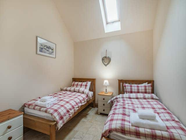 Twin bedroom | The Stables - Todds House Farm, Sedgefield