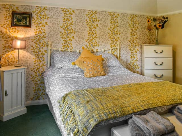 Double bedroom | The Old Thatch, Hailsham