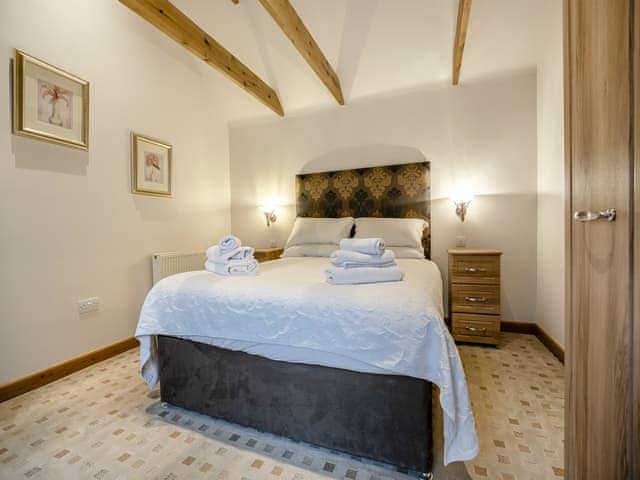 Double bedroom | The Lodge - Holton Lodge Retreats, Holton-Le-Clay, near Cleethorpes