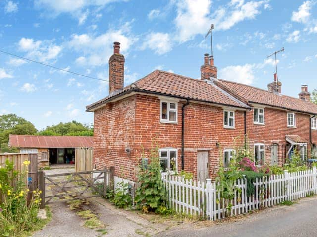 Exterior | Love Heart Cottage - Heart Cottages, Wickham Market