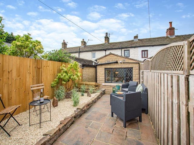 Sitting-out-area | Weavers Cottage, Fence, near Pendle