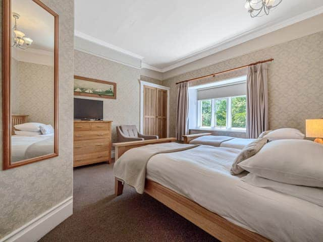 Twin bedroom | Alice Howe - The Terrace, Windermere