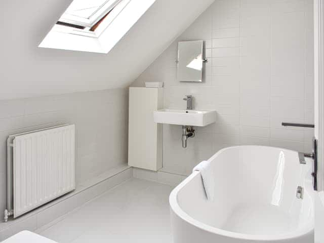 En-suite | Armstrong House - Kirby Hall Cottages, Kirby Hill, near Richmond