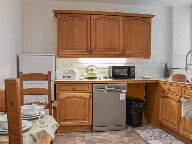 Kitchen | Broadberry Cottage, Windermere