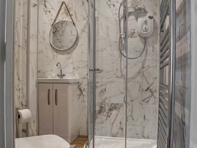 Shower room | Broadberry Cottage, Windermere