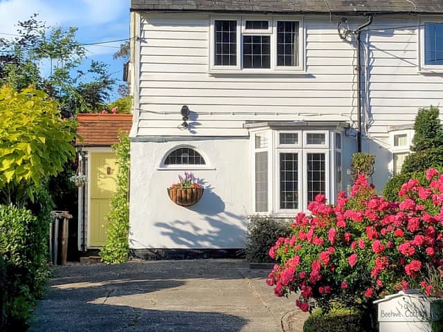 Exterior | Beehive Cottage, Tenterden