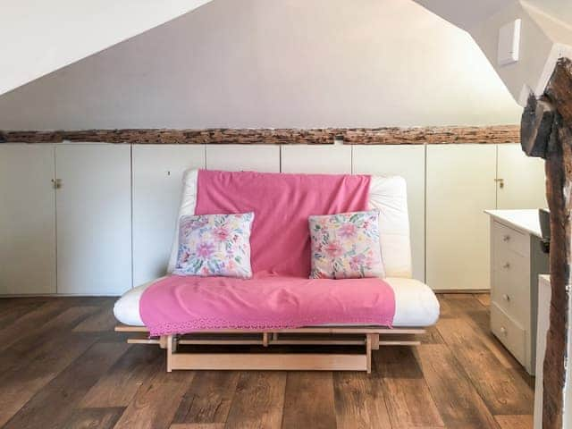 Loft Room | Beehive Cottage, Tenterden