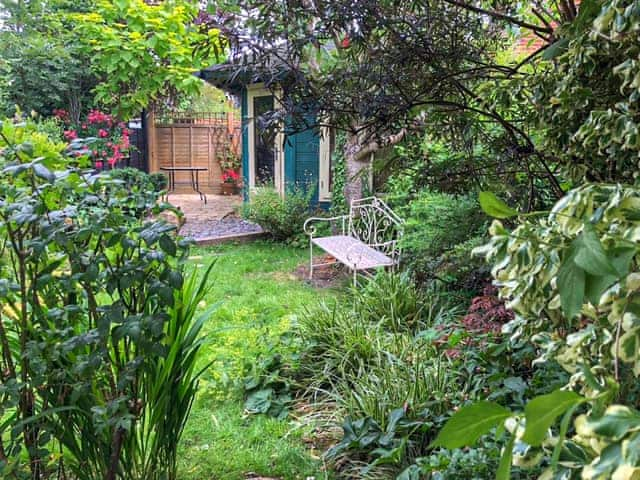 Garden | Beehive Cottage, Tenterden