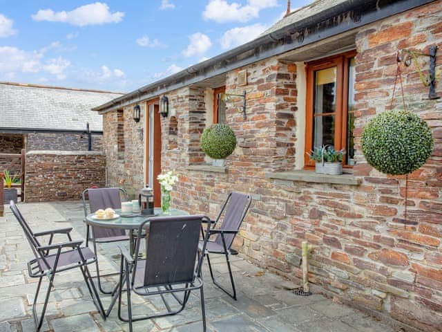 Sitting-out-area | Railway Cottage, Camelford