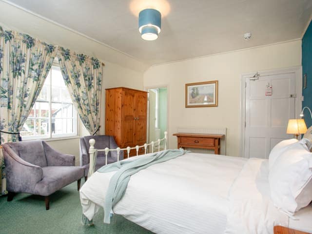 Double bedroom | Sycamore - Lifton Hall, Lifton