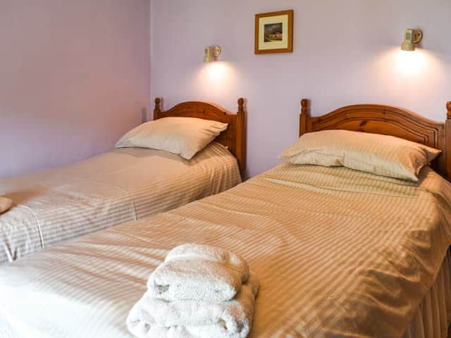 Twin bedroom | Church House Cottage - Church House Holidays, Ulpha