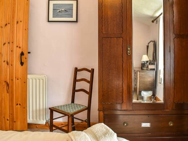 Twin bedroom | Church House Cottage - Church House Holidays, Ulpha