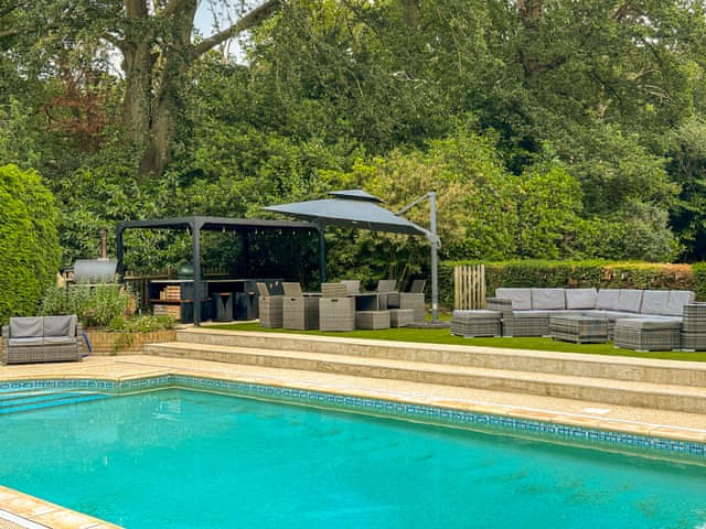 Swimming pool | The Pool House, Farnham Common, near Beaconsfield