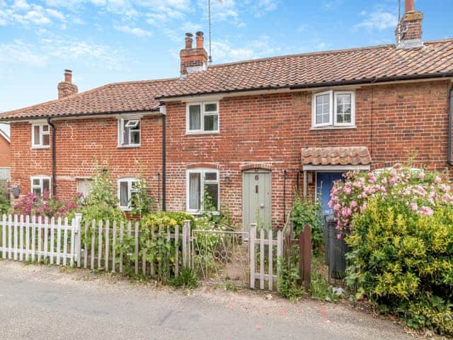 Exterior | Heartwarming Cottage - Heart Cottages, Wickham Market