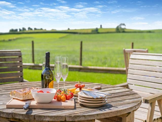 Sitting-out-area | Rose Garden Cottage, Ackenthwaite, near Arnside