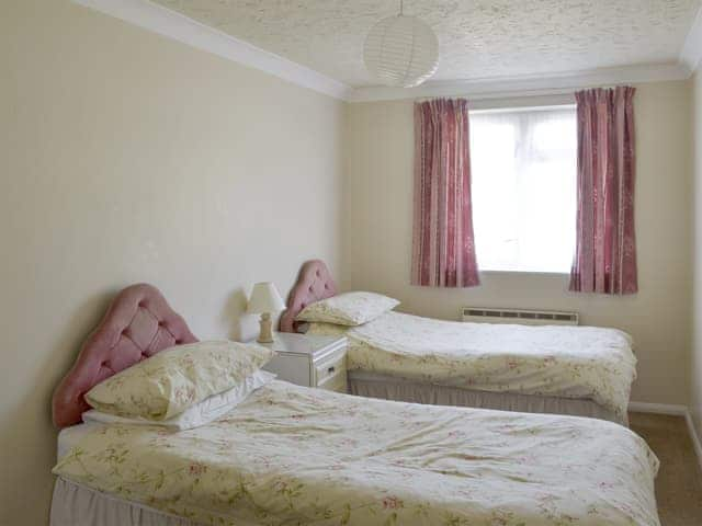 Good sized twin bedroom | Smugglers Haunt - Anchor Cottages, Hope Cove, near Kingsbridge