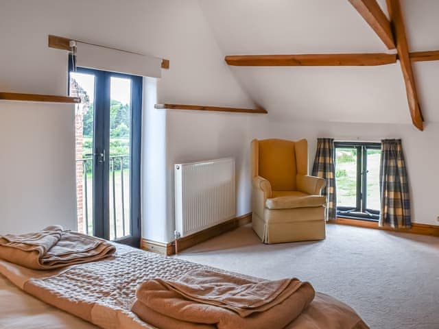 Double bedroom | Oak Barn, Metton