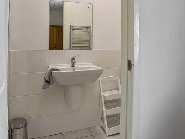 En-suite | High Bank Farm, Southside, Butterknowle