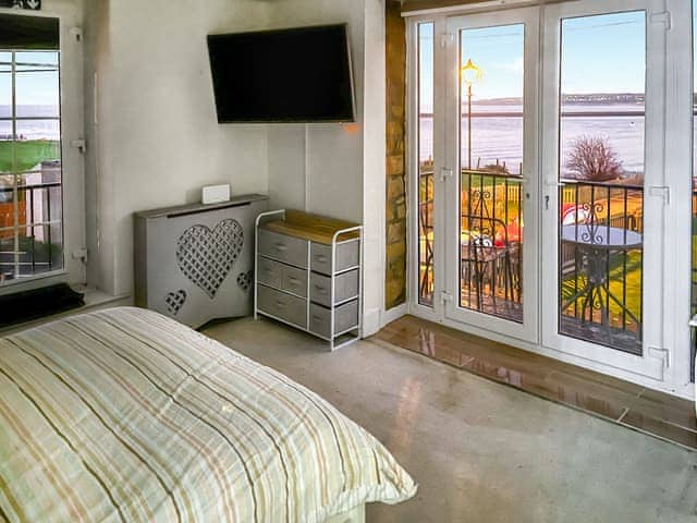 Relaxing double bedroom | The View Old Coastguard Cottage, Tynemouth