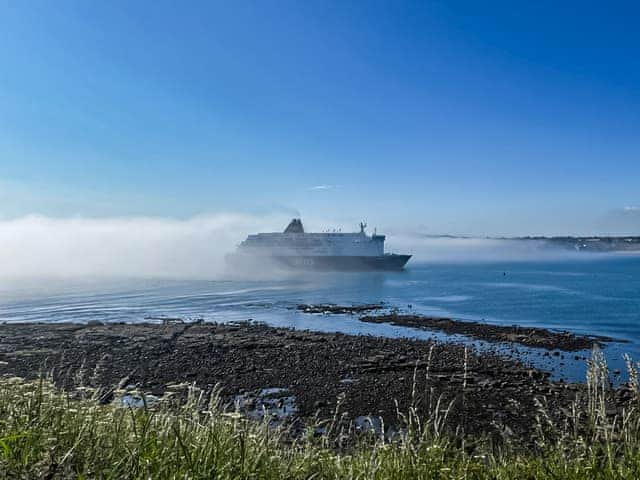 Beautiful coastal surroundings | The View Old Coastguard Cottage, Tynemouth