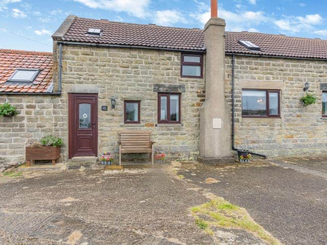 Exterior | Bay - High Peak House, Ravenscar, near Whitby