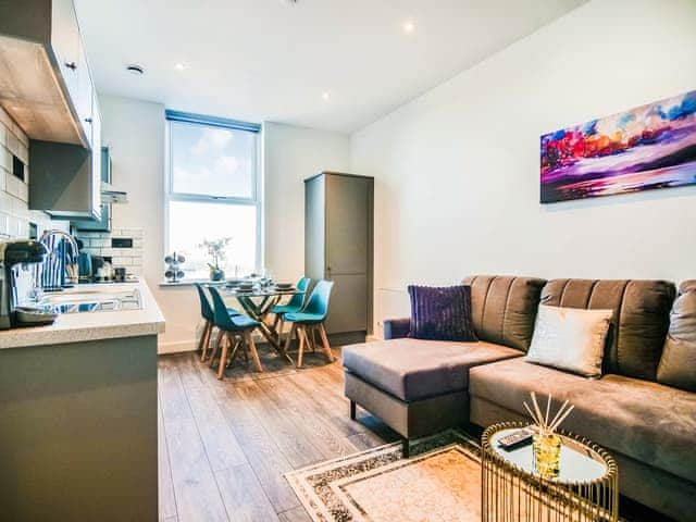 Open plan living space | Apartment 3 - York Crescent Apartments, York