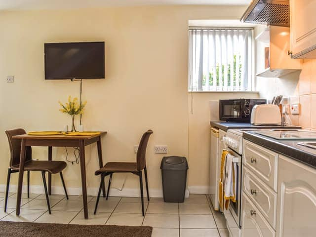 Kitchen/diner | Mimosa - Mimosa Roseus Cottages, Combe Martin