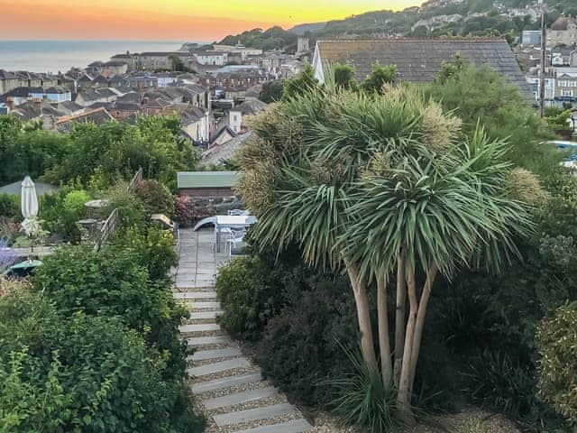 Garden | Coastguards, Ventnor