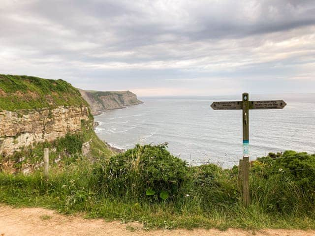 Surrounding area | Glenhowen, Robin Hoods Bay, near Whitby