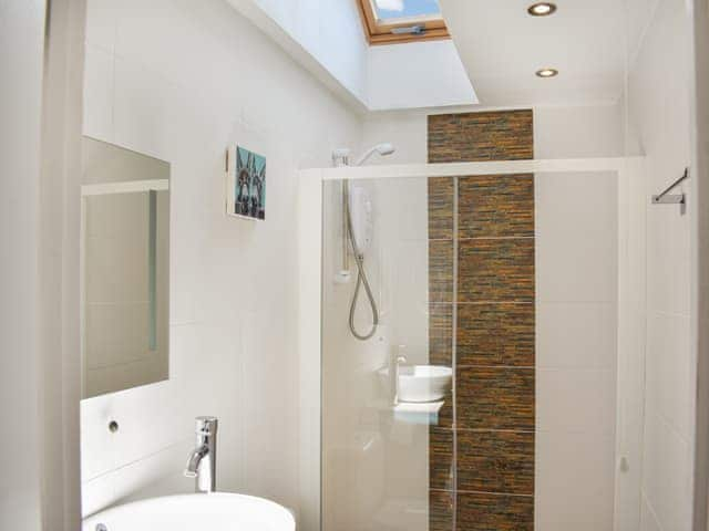 Shower room | Gracies Cottage - Causey Arch Cottages, Beamish