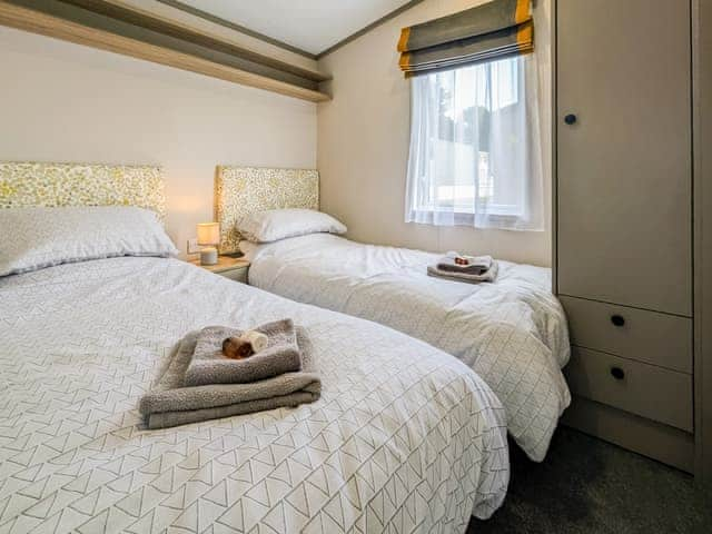 Twin bedroom | Stonewood Country Lodge, Kelsall, near Cheshire