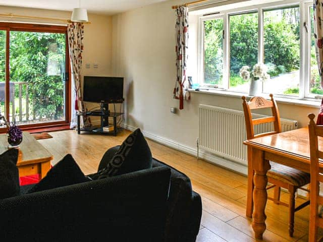 Living area | The Plover - Woodside Fishery, Cleobury Mortimer, Worcestershire