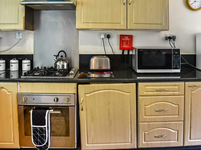 Kitchen | The Plover - Woodside Fishery, Cleobury Mortimer, Worcestershire