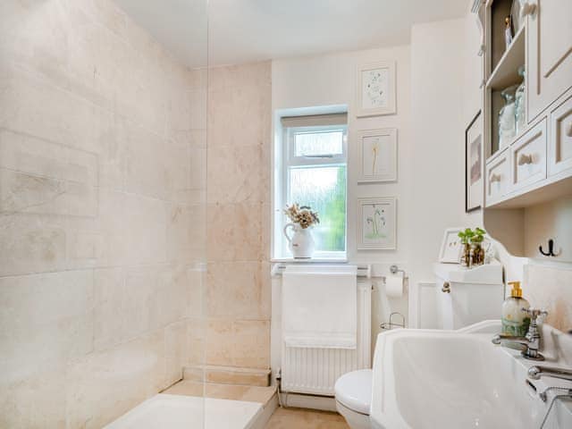 Shower room | The Cottage at West Brinsea Farm, Brinsea, near Cheddar