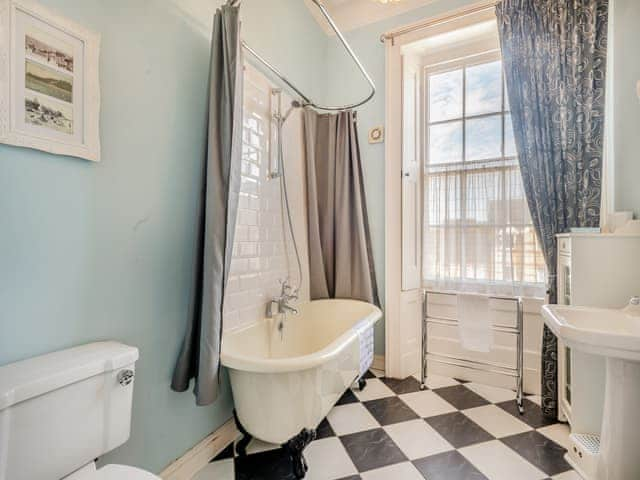 Bathroom | Colne House, Cromer