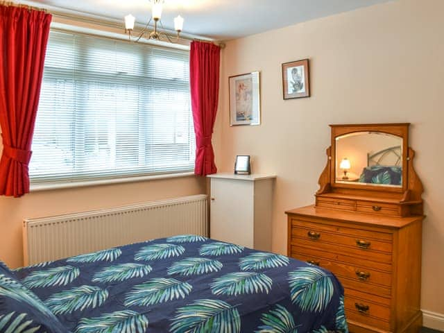 Double bedroom | River Breeze, Horning