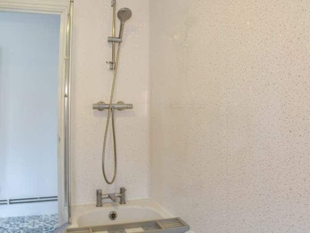 Shower room | Salty Kisses - Sandy and Salty, Mundesley, near North Walsham