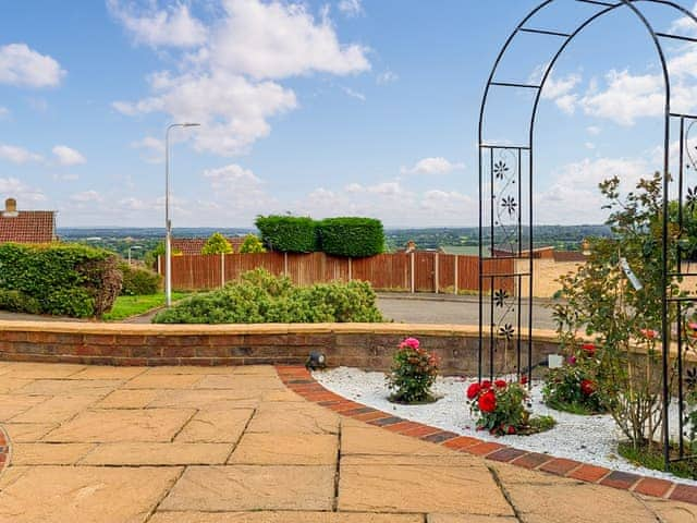 Patio | Kennet Valley View, Reading