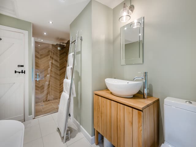 Bathroom | Low Fold - Low Fold Cottages - Low Fold, Tallentire, near Cockermouth