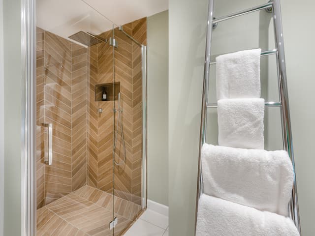 Bathroom | Low Fold - Low Fold Cottages - Low Fold, Tallentire, near Cockermouth