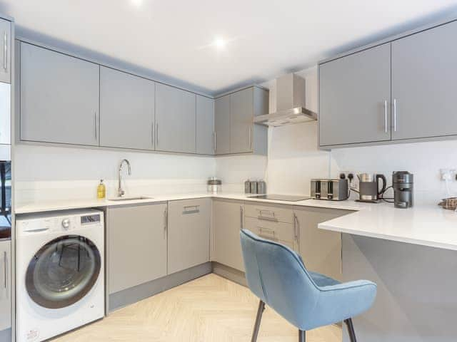 Kitchen area | The Pool House, Farnham Common, near Beaconsfield