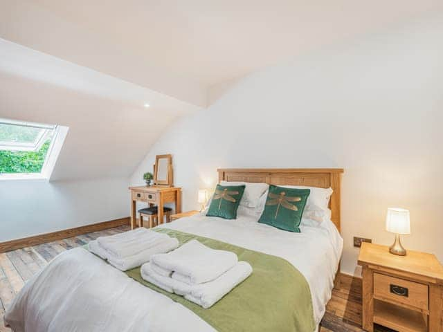 Double bedroom | Dragonfly Den - Langton Hill Retreats, Langton Hill, near Horncastle