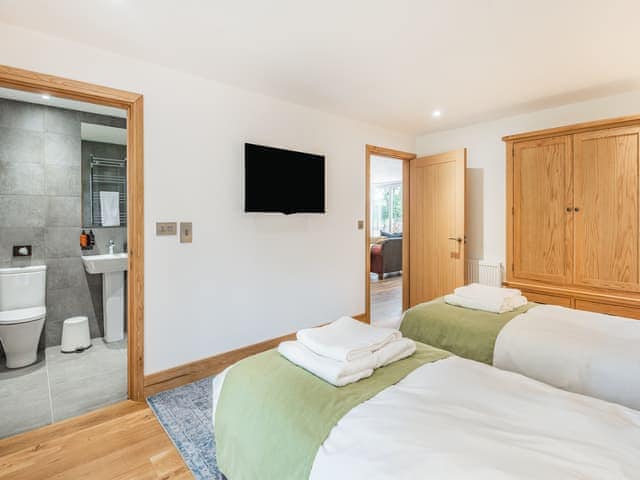 Twin bedroom | Dragonfly Den - Langton Hill Retreats, Langton Hill, near Horncastle