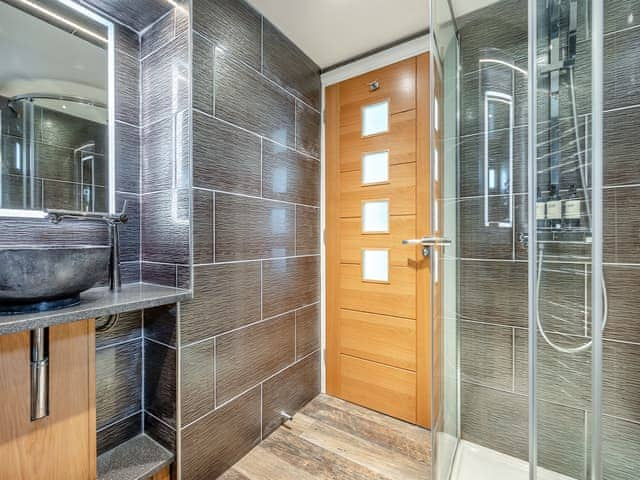 Shower room | Silver Sea - Wooldown Holiday Cottages, Bude