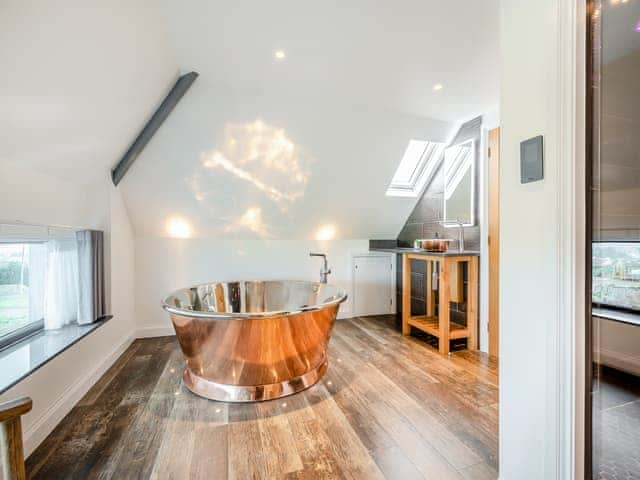 Bathroom | Skyfall - Wooldown Holiday Cottages, Bude