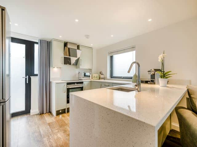 Kitchen | Sun Seeker - Wooldown Holiday Cottages, Bude